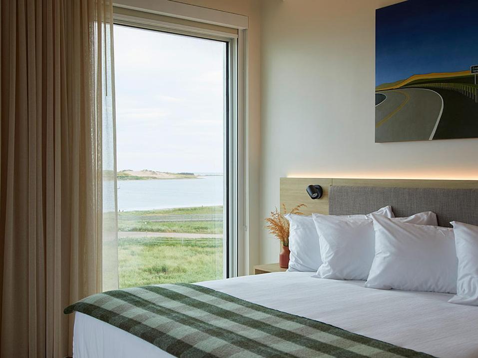 Blackbush Beach Resort Covehead Exterior photo